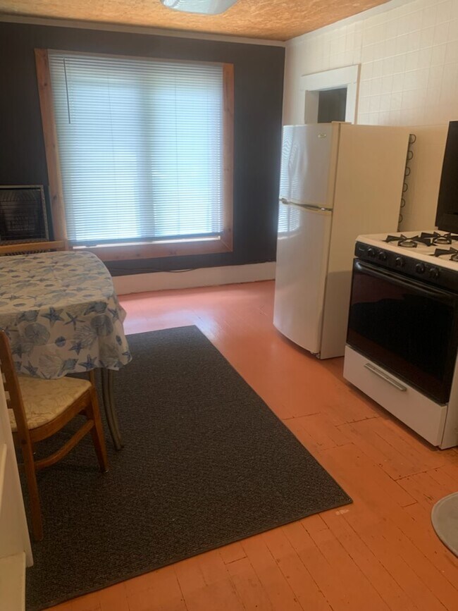 Photo - 109 S Rolla St Unidad #B