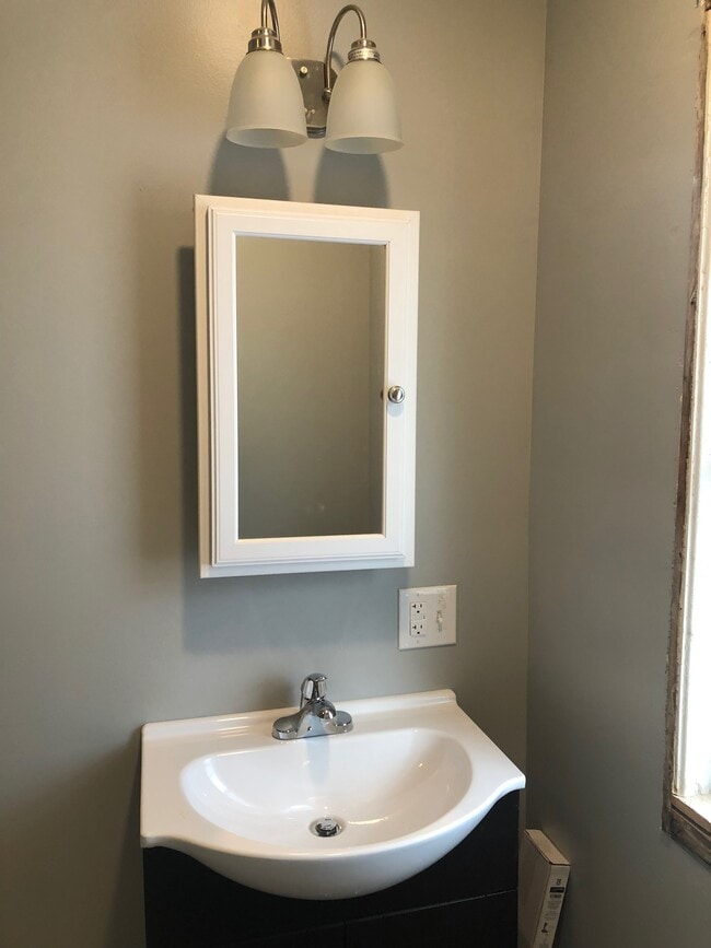 Photo - 1134 Plymouth Ave S