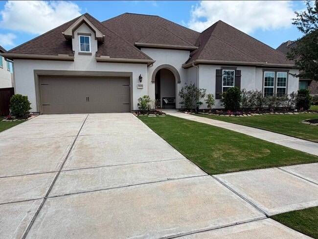 Building Photo - 3606 Canyon Dr