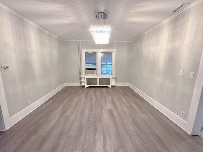Photo - 420 W Chestnut Ave
