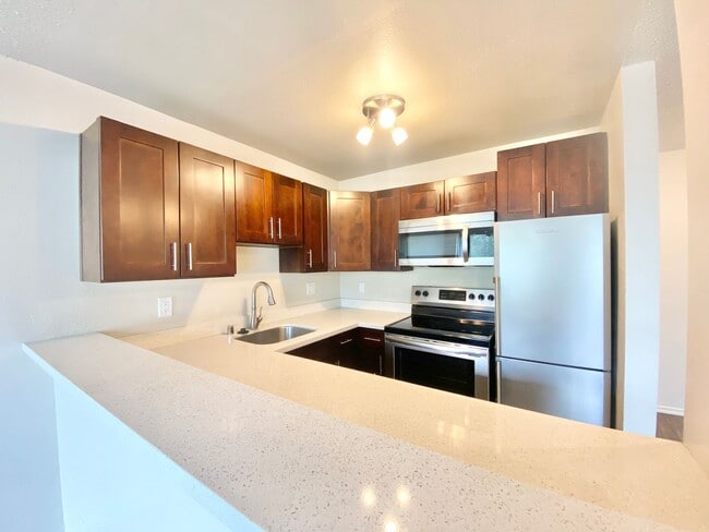 Photo - Kenny Apartments