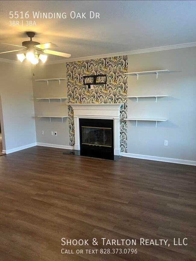 Photo - 5516 Winding Oak Dr