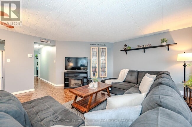 Photo - 105 Conroy Crescent Unit 511