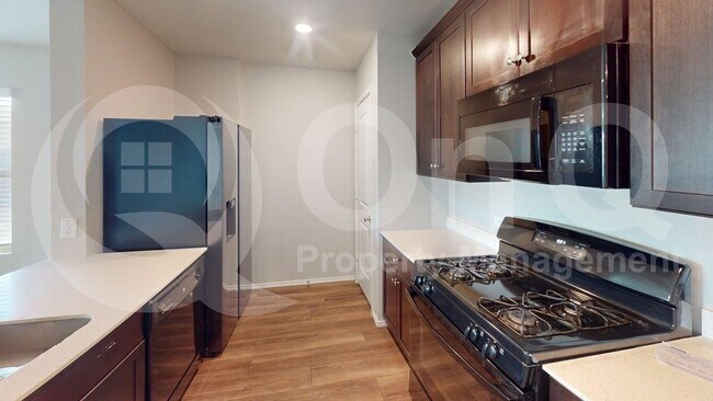 Photo - 331 Buckeye Ave