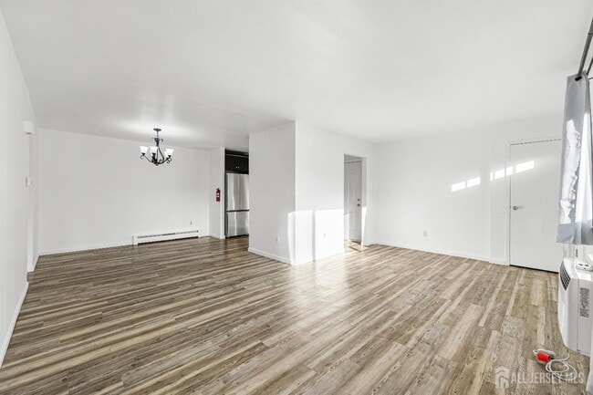 Photo - 128 Cricket Ln