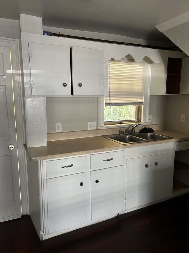 Photo - 304 S Kent St