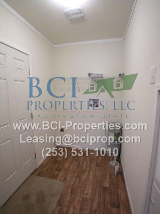 Photo - Welcome Home to Evergreen Place Condominiu...