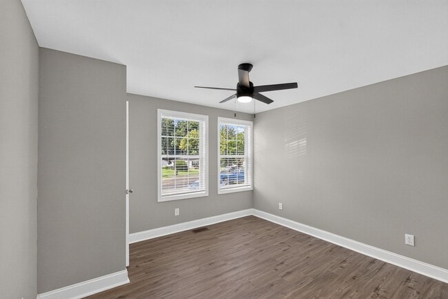 Photo - 176 Robertsville Rd