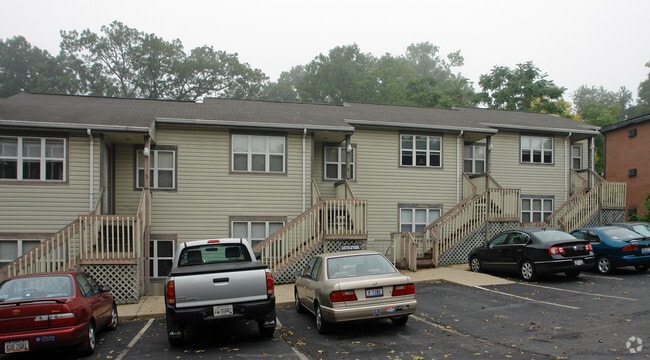 Building Photo - Bishop 3227