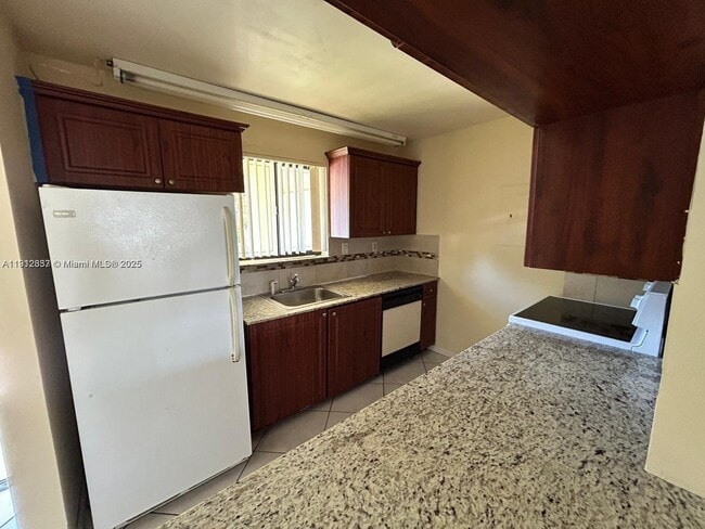 Photo - 189 Lakeview Dr Unit 103