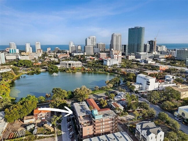 Photo - 750 Burlington Ave N Unit 4L