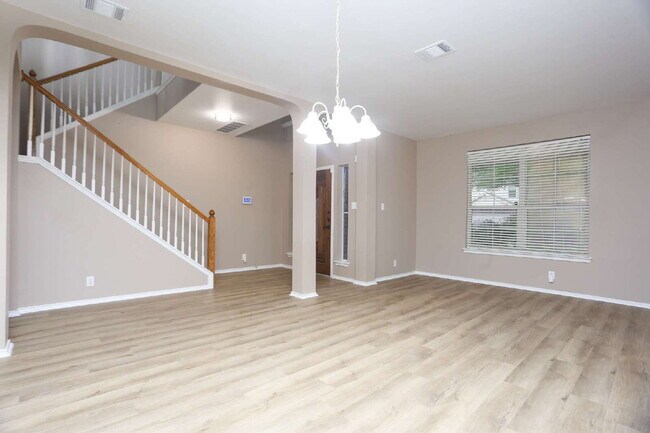 Photo - 14514 Redwood Valley
