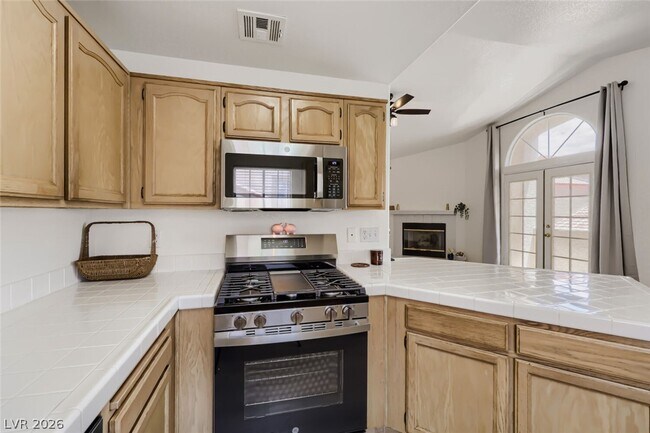 Photo - 8301 Boseck Dr Unidad 232