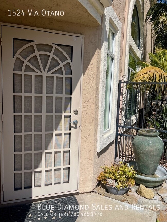 Photo - 1524 Via Otano