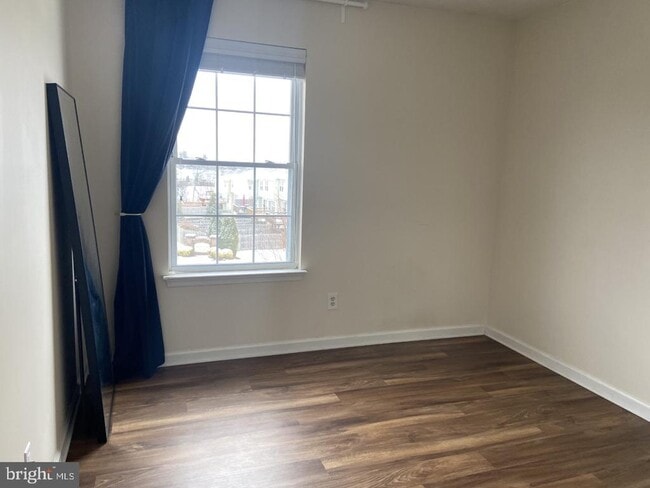 Photo - 107 Lighthouse Ln