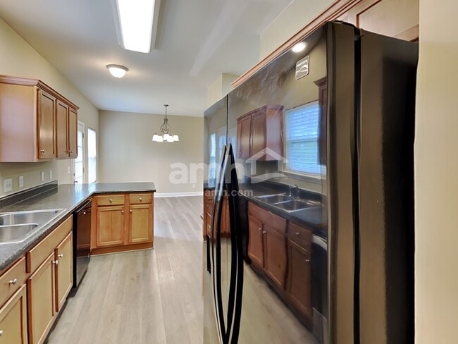 Photo - 1702 Arrowhead Dr
