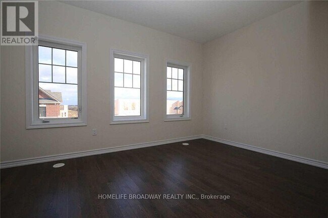 Photo - 44 Mannar Dr