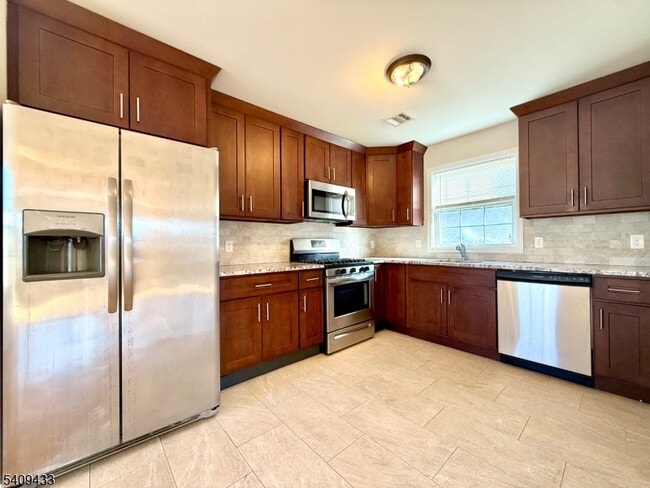 Photo - 623 Magnolia Ave Unit 2