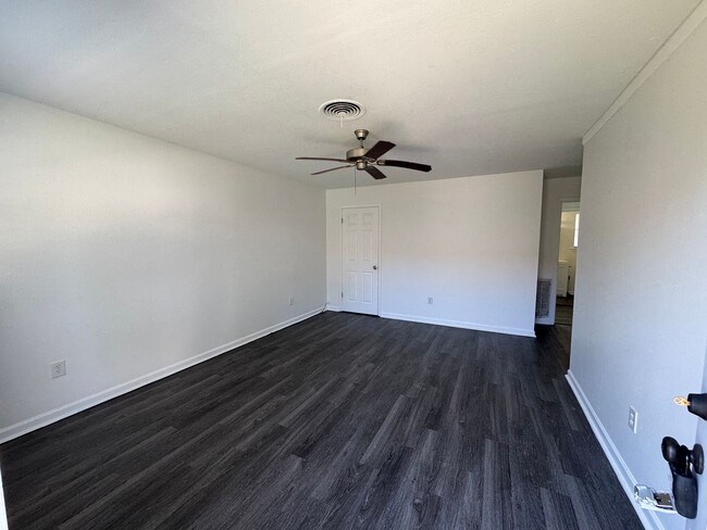 Photo - 6493 Marcie St Unidad B