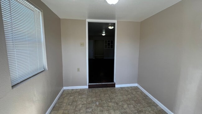 Photo - F09814 Unit 9814