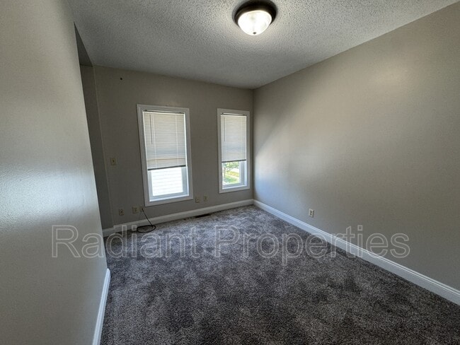 Building Photo - 415 Boone St Unit Apt. 3