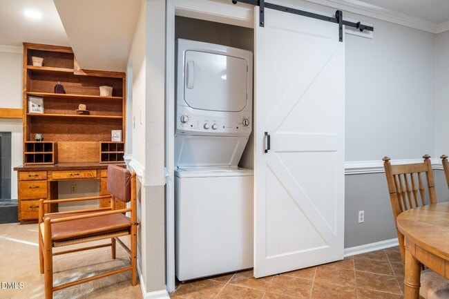 Photo - 6553 New Market Way