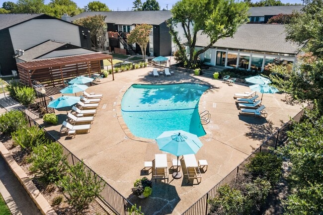 Photo - Meadow Creek Apartments