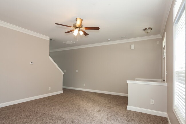 Photo - 11239 Heritage Green Dr