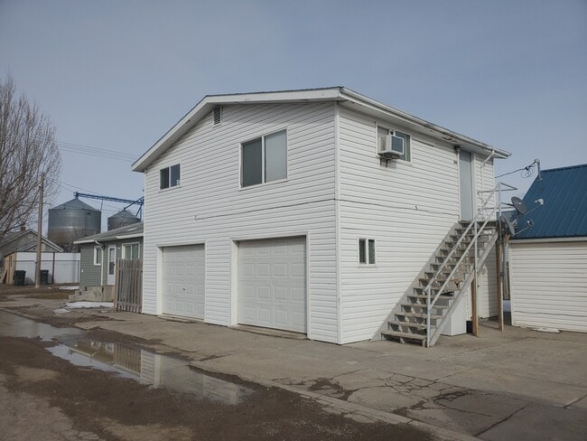 Building Photo - Paul 2 bedroom with garage Rental