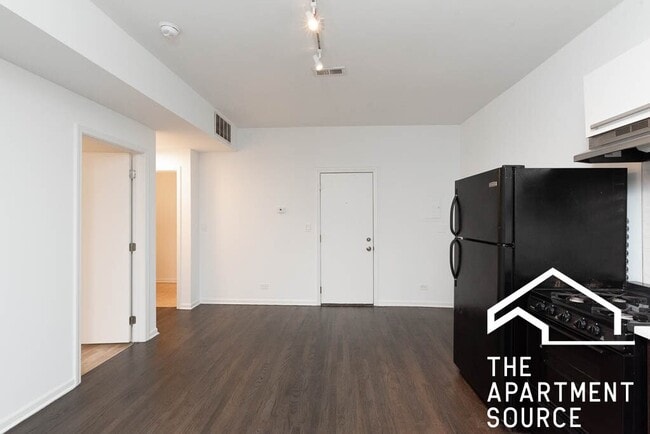 Photo - 5054 N Winthrop Ave Unit 313