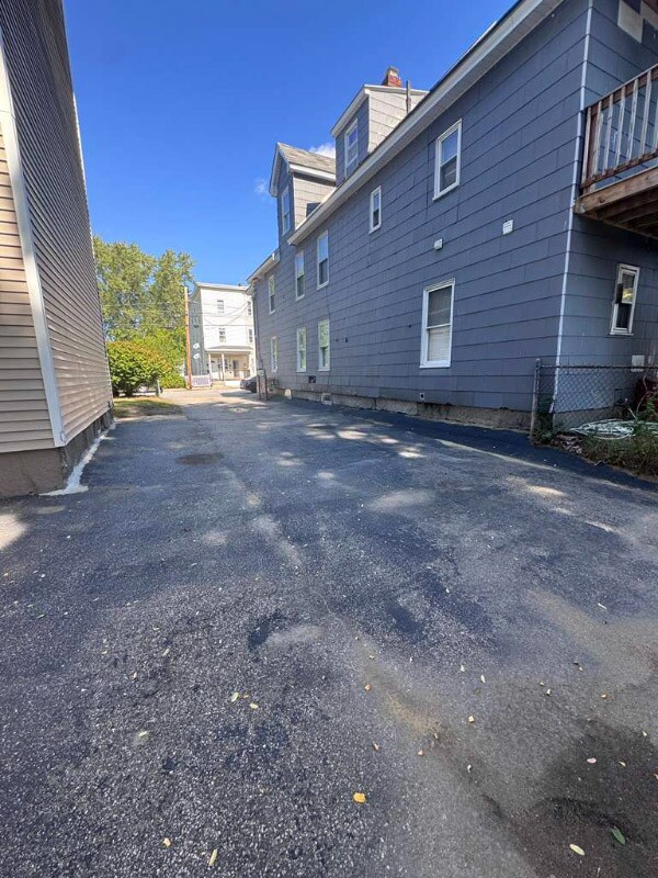 Photo - 267 Silver St Unit 2