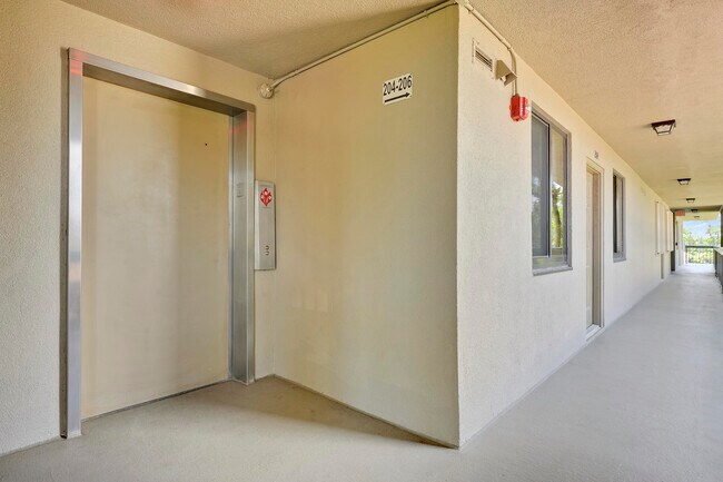 Photo - 101 S Seas Dr Unit 204