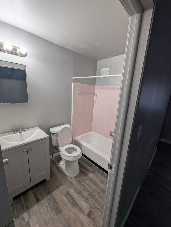 Woodland Arms Apartments