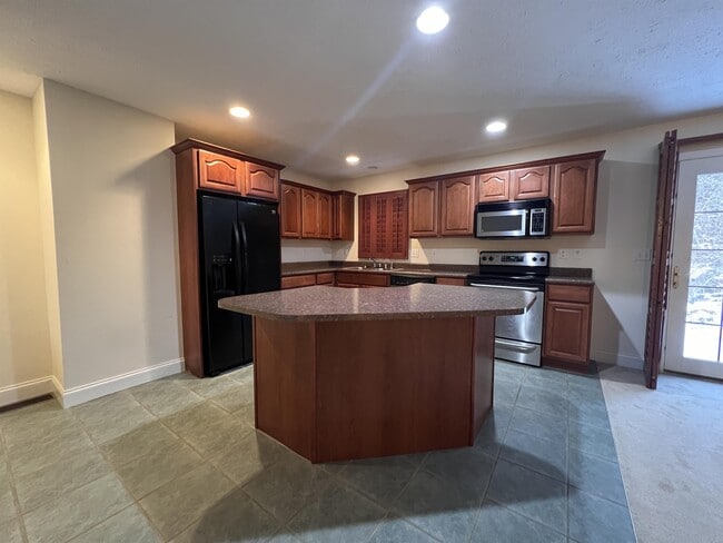 Photo - 81 Easton Mill Rd