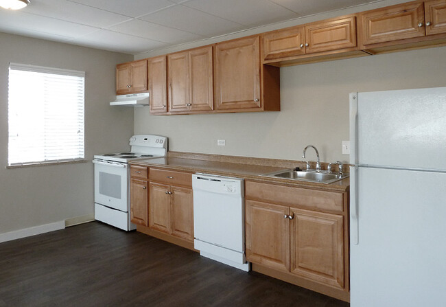 Wheelhouse Apartments - Wheelhouse Apartments Unit 205