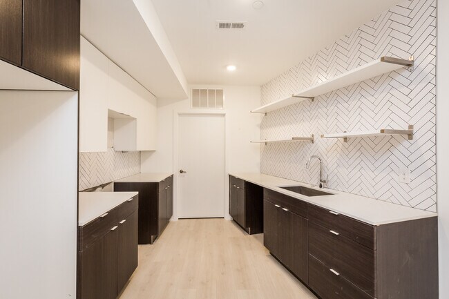 Photo - 1247 N 27th St Apartments Unit A