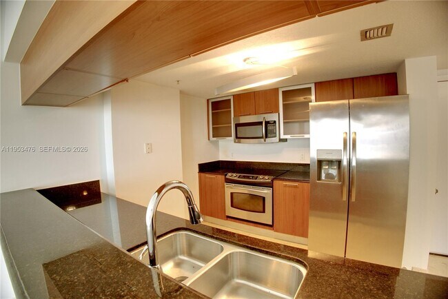 Photo - 1800 N Bayshore Dr Unidad 911