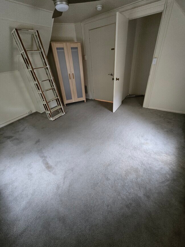 201 N Normal St Unidad 201 North Normal St, Apt 3#