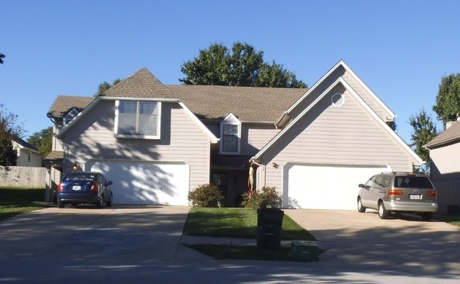 Woods Chapel Duplexes