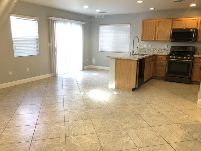 Photo - 10432 Concetta Ave