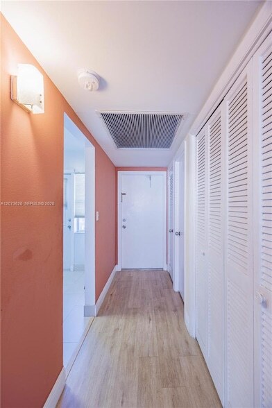 Photo - 2300 Park Ln Unit 203
