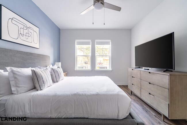 Photo - 1225 Utica Dr Unit 1-110