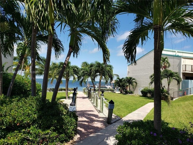 Photo - 87200 Overseas Hwy Unit E4