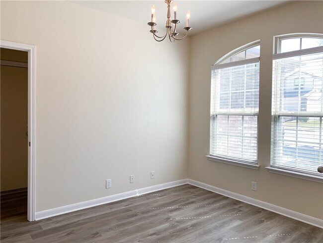 Photo - 410 Old Peak Rd