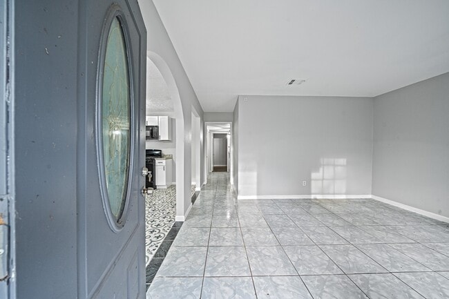 Photo - 8834 Brackley Ln
