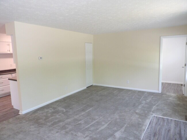 Photo - 141 Lawrence St