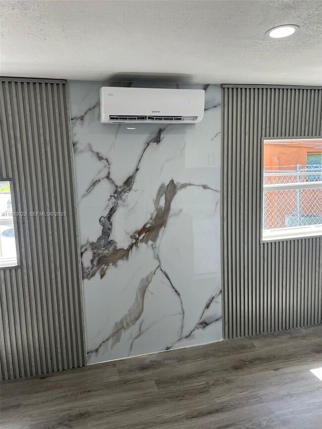 Photo - 2674 W 1st Ave Unidad 2