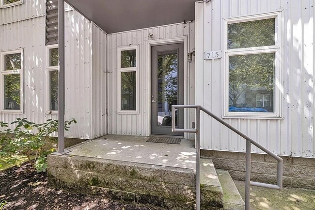 Photo - Great condo in East Nashville off Gallatin Rd & W. Eastland!