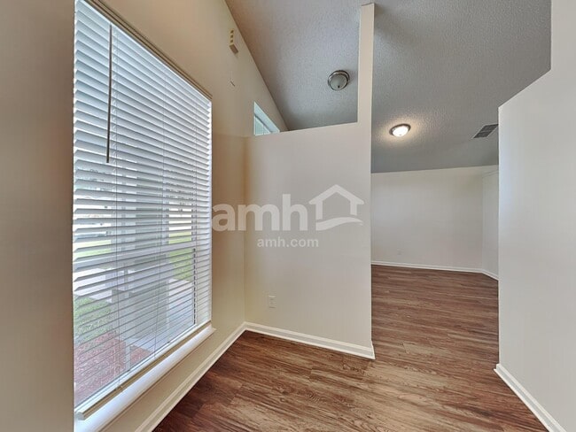 Photo - 927 Ashton Cove Terrace