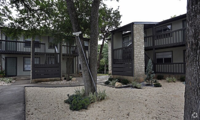 Patio - Valley View Apartments